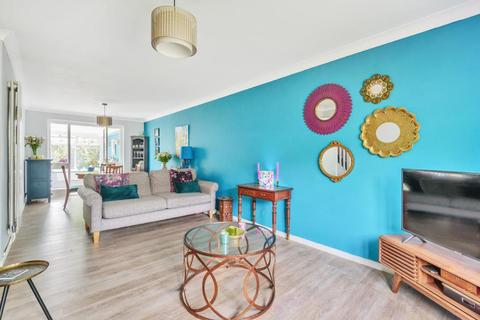 24 Clearsprings, Lightwater, GU18 5YL
