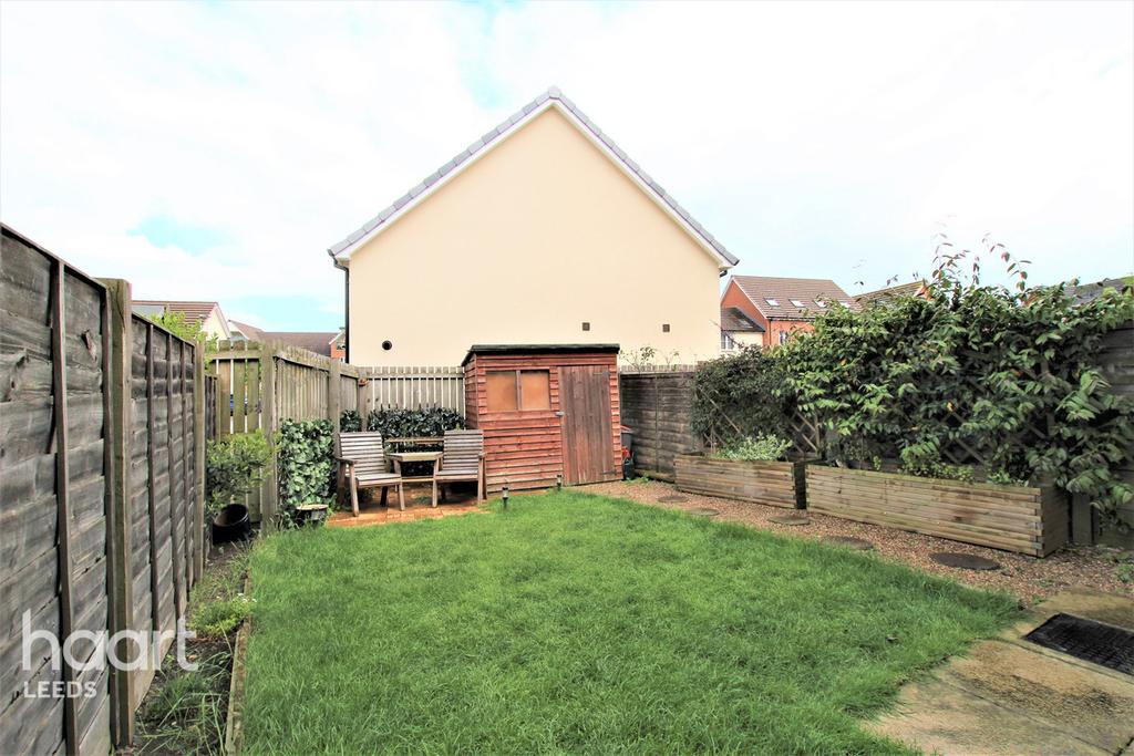 Grove Street, Castleford 3 bed semidetached house £200,000