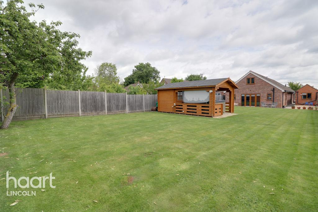 Church Lane, Cherry Willingham 4 bed detached house £550,000