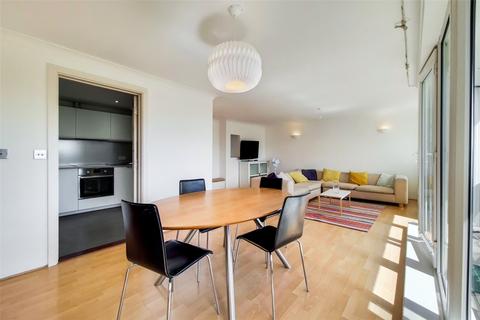 4 bedroom apartment to rent - Foundry Place, London, E1