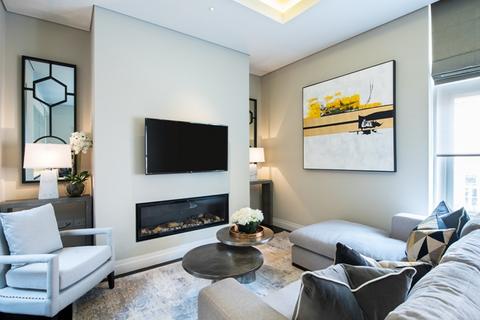 2 bedroom apartment to rent, Green Street, London W1K