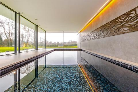 undefined, Theobald Street, Radlett, Hertfordshire, WD7