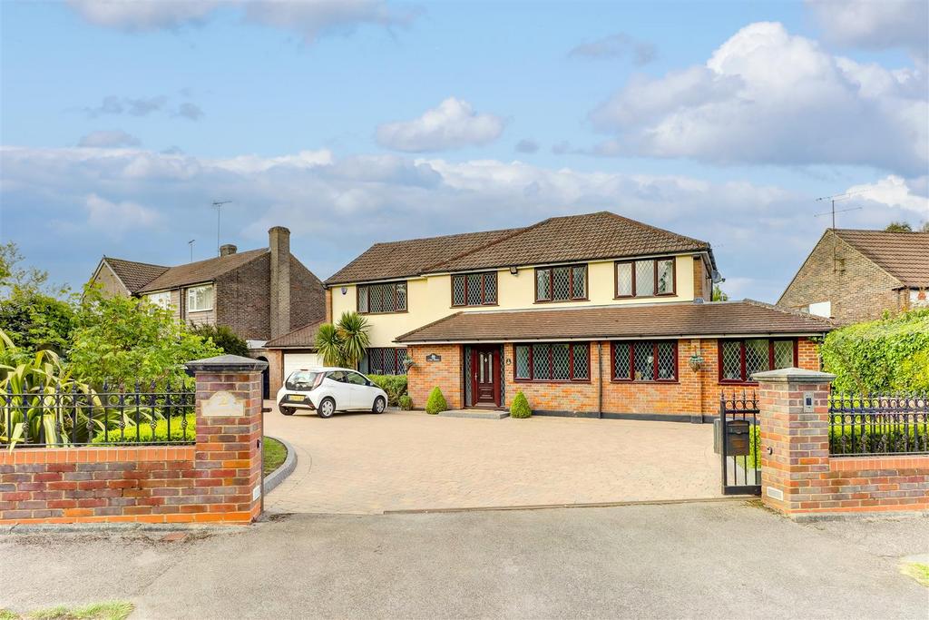 Links Drive, Elstree, Borehamwood, Hertfordshire, WD6 6 bed detached