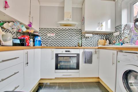 128 Tadburn Road, Romsey, SO51 5HS