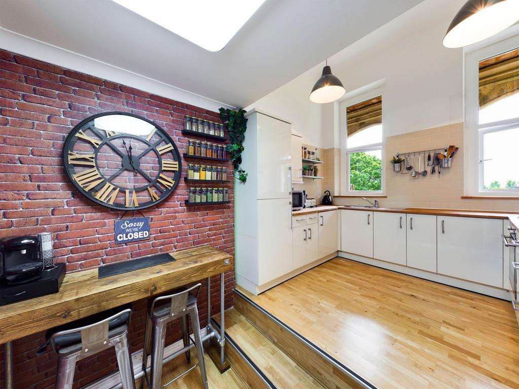 Kitchen / breakfast room