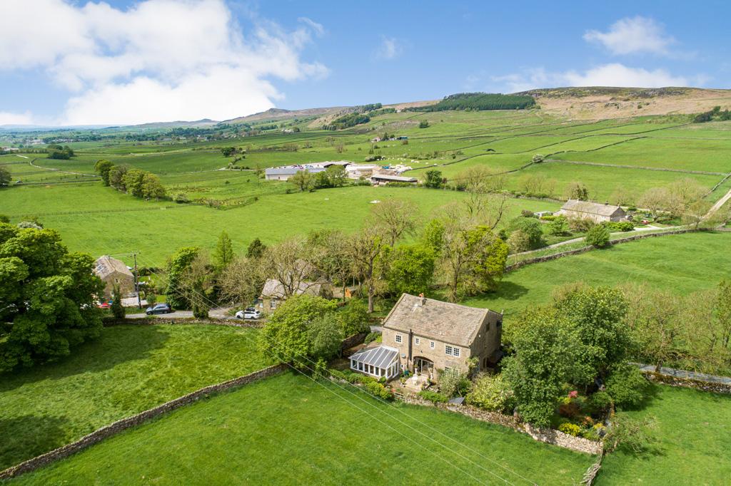 New Laithe, Halton East, 4 bed barn conversion £935,000