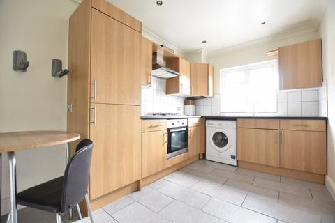 3 bedroom flat to rent - Homesdale Road, Bromley, BR1