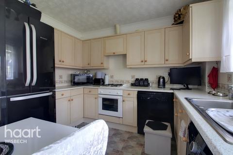 3 Crown Close, Leverington, Wisbech, PE13 5PN