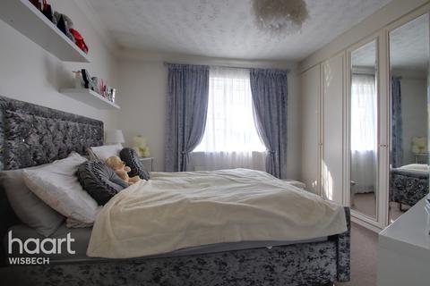 3 Crown Close, Leverington, Wisbech, PE13 5PN