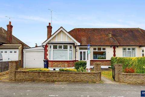 5 Tolworth Gardens, Romford, RM6 5TJ