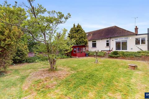 5 Tolworth Gardens, Romford, RM6 5TJ