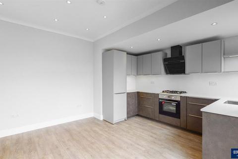 5 Tolworth Gardens, Romford, RM6 5TJ