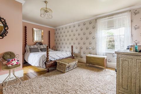 16, Woodshaw Farmhouse Swallows Mead, Royal Wootton Bassett, Swindon, SN4 8QU