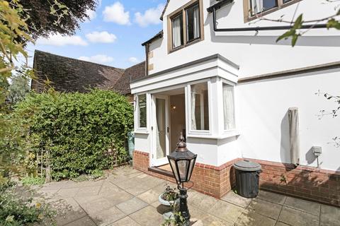 11 The Grange, Moreton-in-marsh, GL56 0AU