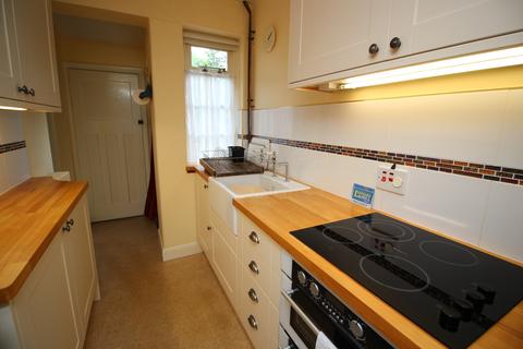 5 bedroom semi-detached house for sale - Chadwell Road, Grays RM17