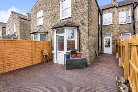 54 Elmer Road, London, SE6 2ER