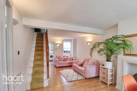 2 bedroom cottage for sale, Sandringham Gardens, Barkingside