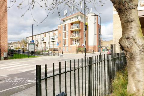 Flat 1, 100 Lansdowne Drive, London, E8 4BF