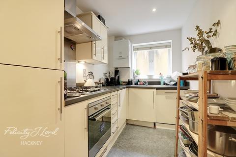 Flat 1, 100 Lansdowne Drive, London, E8 4BF