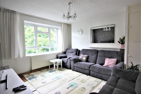 3 bedroom flat to rent, Keynsham House, Woodberry Down Estate, London, N4