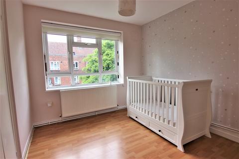 3 bedroom flat to rent, Keynsham House, Woodberry Down Estate, London, N4