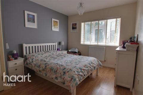 2 bedroom flat to rent - UXBRIDGE ROAD,|HAYES UB4
