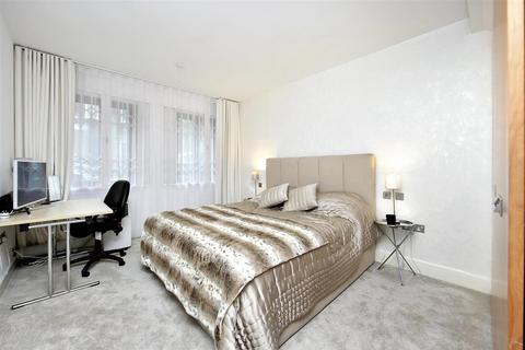 2 bedroom flat for sale, LANCELOT PLACE, London, SW7