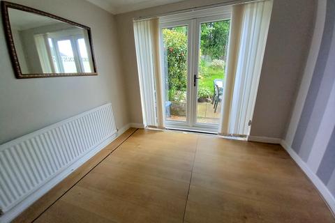 92 Rhiw Road, Rhiwfawr, Swansea, SA9 2RE