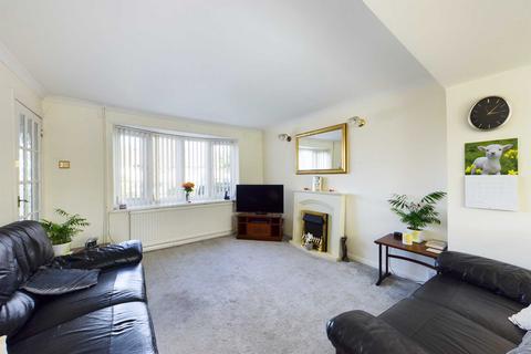 6 Peartree Close, Hemel Hempstead, HP1 3QP