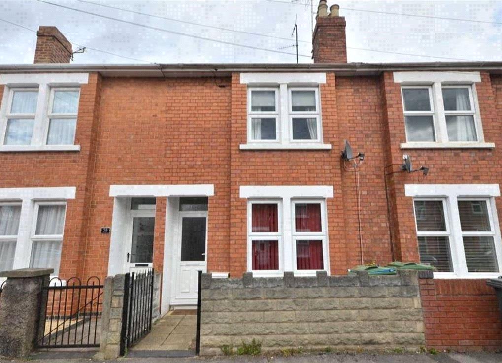 Hanman Road, Gloucester, GL1 3 bed terraced house for sale £200,000