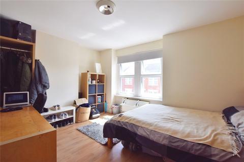 56 Hanman Road, Gloucester, GL1 4TJ