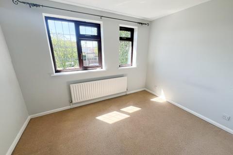 2 bedroom semi-detached house to rent, Digby Close, Doddington Park, Lincoln, LN6