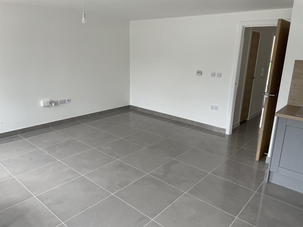 Foxhouse Lane, Liverpool, Merseyside, L31 2 bed flat £1,450 pcm (£335 pw)