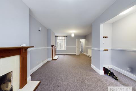 3 bedroom flat to rent, Rawlings Road, Birmingham, B67