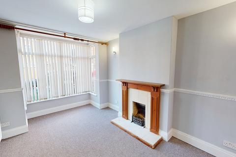 3 bedroom flat to rent, Rawlings Road, Birmingham, B67