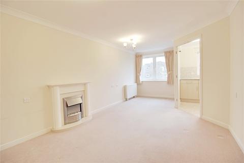 1 bedroom apartment to rent, Oaktree Court, Addlestone Park, Addlestone, Surrey, KT15