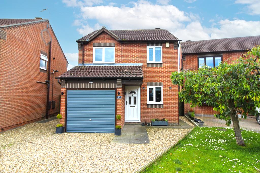 Northfield Walk, Driffield, YO25 5XT 3 bed detached house £200,000