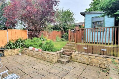 3 bedroom semi-detached house for sale - Southmoor,  Oxfordshire,  OX13