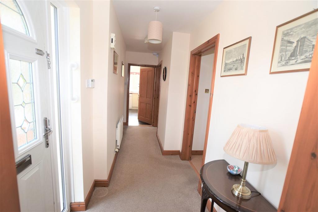 3 Woodgrove Drive, Dumfries DG1 1 RA - Grieve Grier
