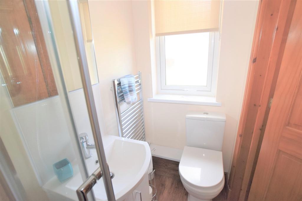 3 Woodgrove Drive, Dumfries DG1 1 RA - Grieve Grier
