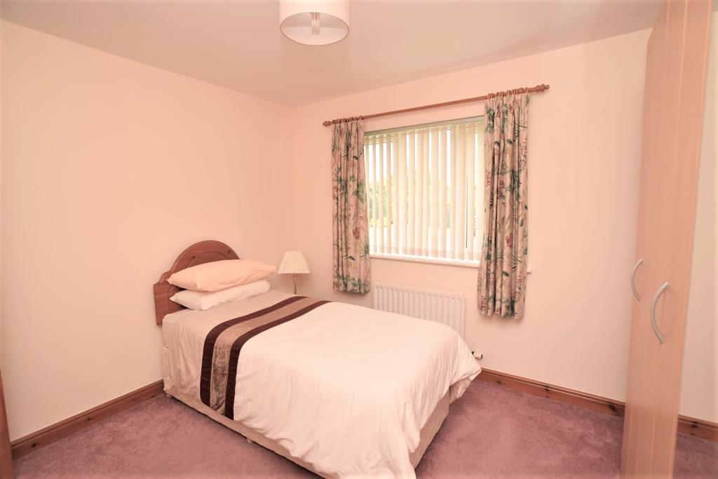 3 Woodgrove Drive, Dumfries DG1 1 RA - Grieve Grier