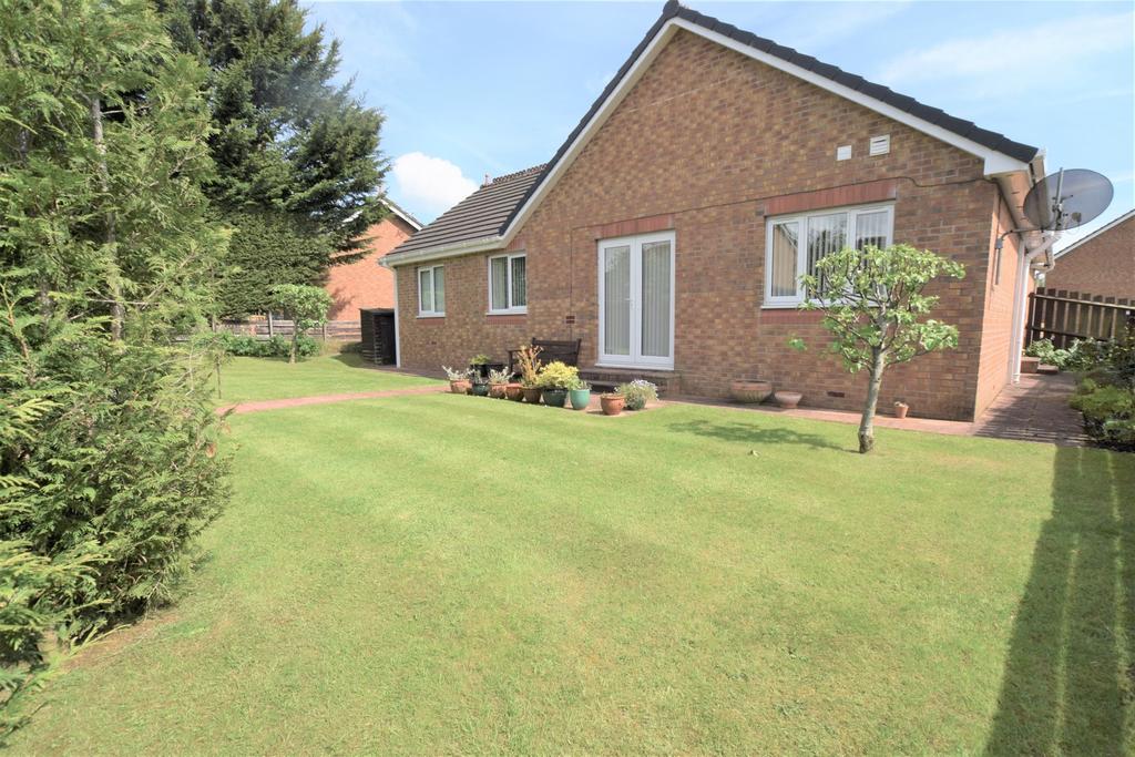 3 Woodgrove Drive, Dumfries DG1 1 RA - Grieve Grier