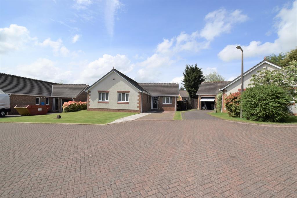 3 Woodgrove Drive, Dumfries DG1 1 RA - Grieve Grier