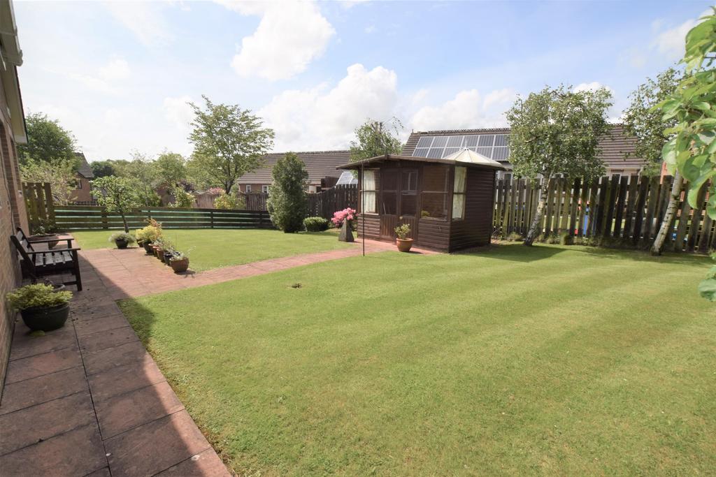 3 Woodgrove Drive, Dumfries DG1 1 RA - Grieve Grier