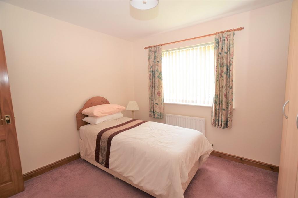 3 Woodgrove Drive, Dumfries DG1 1 RA - Grieve Grier