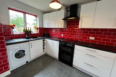 4 Catesby Close, Northampton, NN2 7RQ
