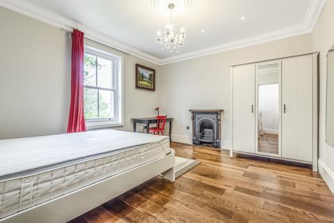 3 bedroom flat to rent - Cintra Park London SE19