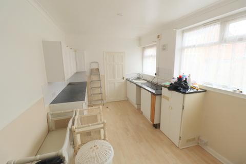 1 bedroom flat for sale - Westcott Street, Hull, Yorkshire, HU8