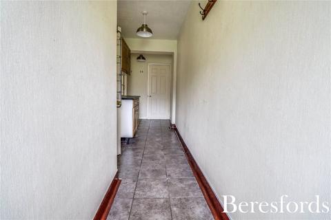 11 Middlemead, West Hanningfield, Chelmsford, CM2 8UT