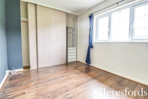 11 Middlemead, West Hanningfield, Chelmsford, CM2 8UT